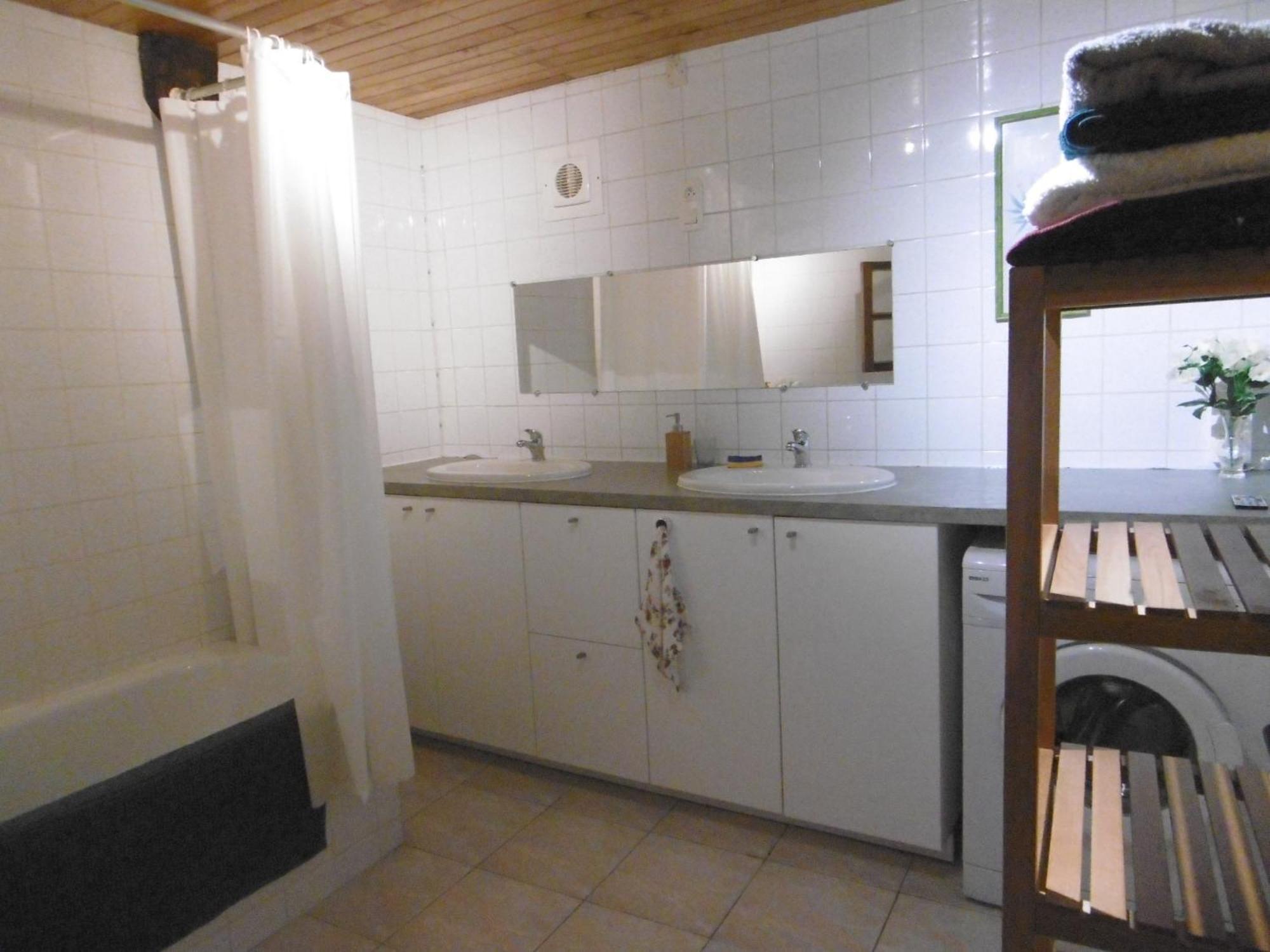 Maison Cosy Et Conviviale, Le B7 Besset Dış mekan fotoğraf